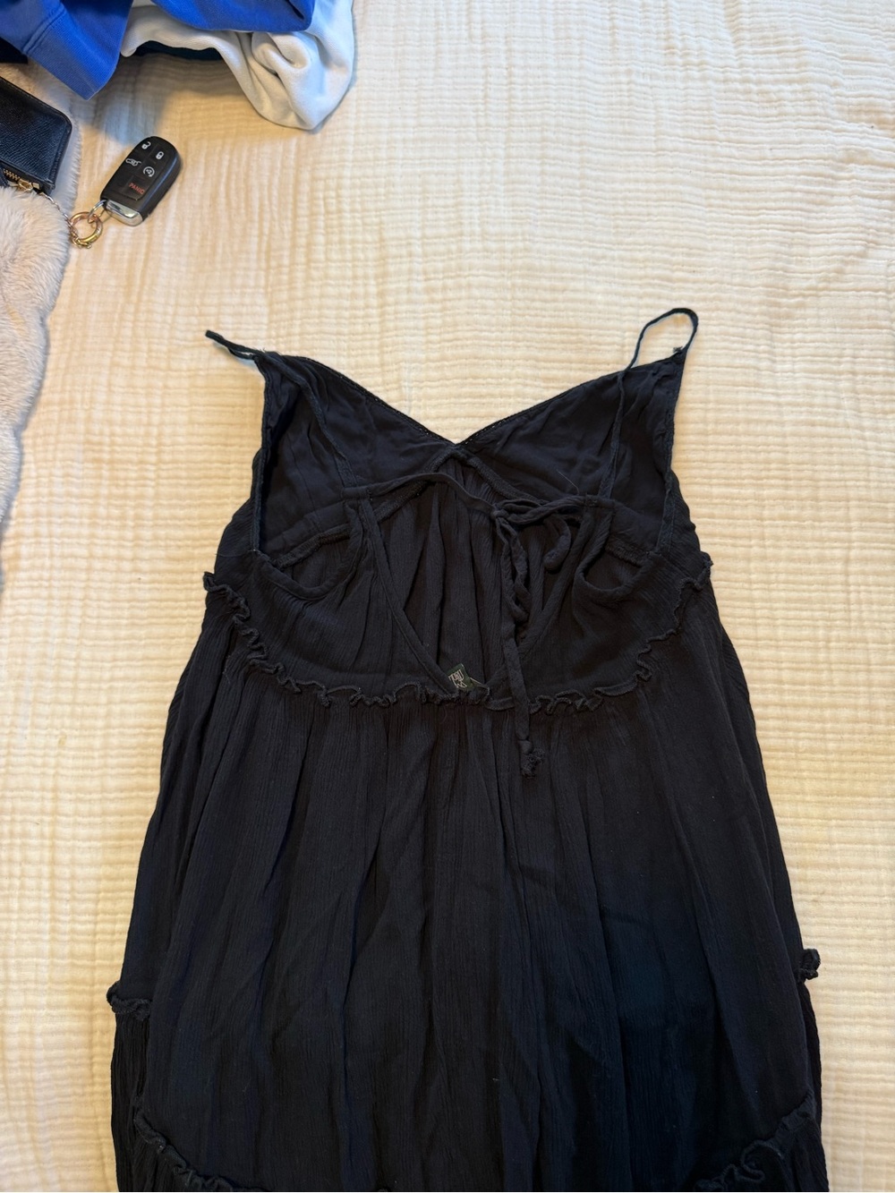 wild fable Black Crinkled V-Neck Sundress - Picture 3 of 3